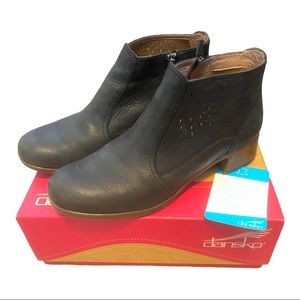 Dansko Burnished Nappa Black Boot EU 38 US 7.5